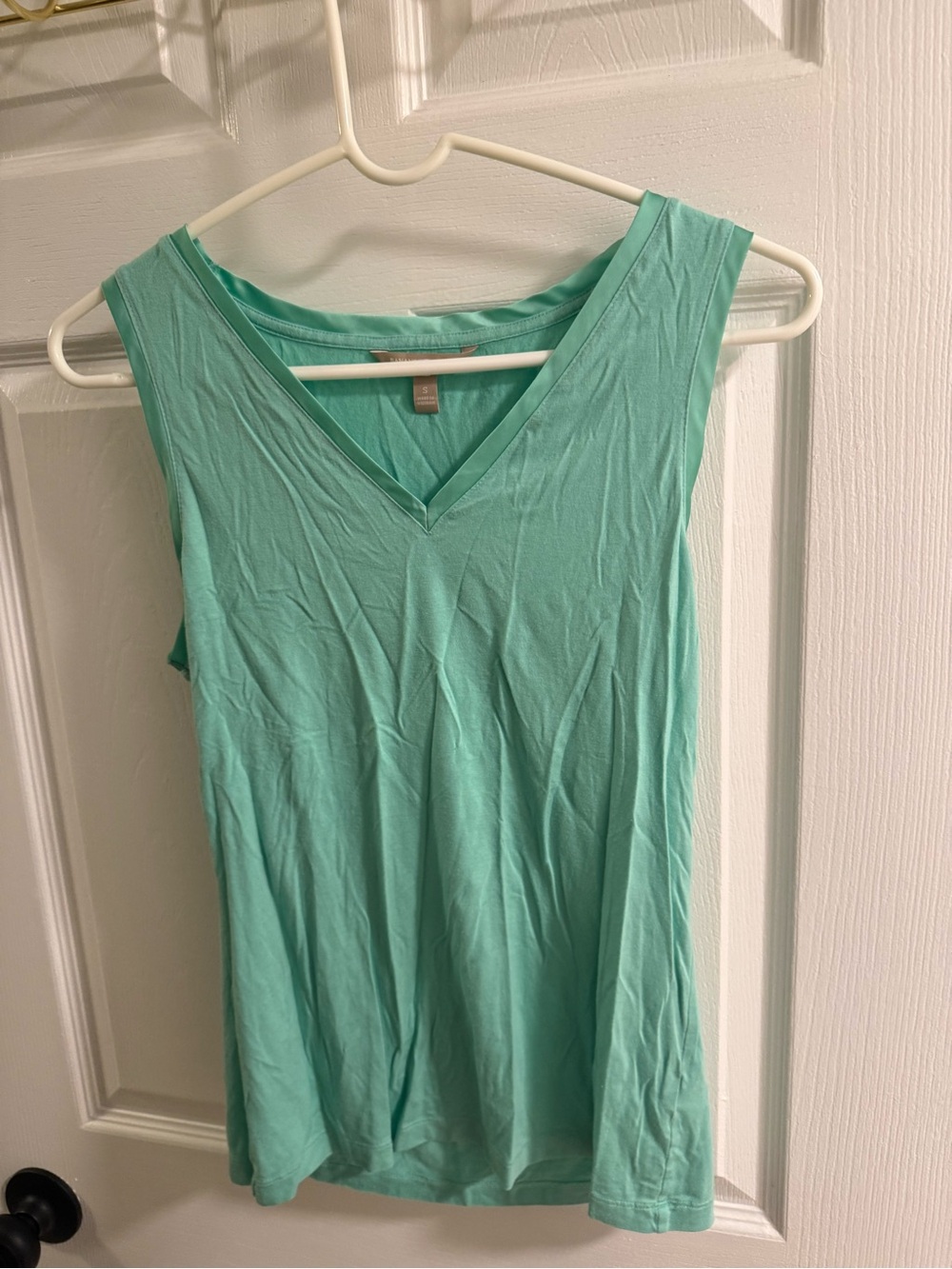 Banana republic Sleeveless V-Neck Tank Top in Mint Green